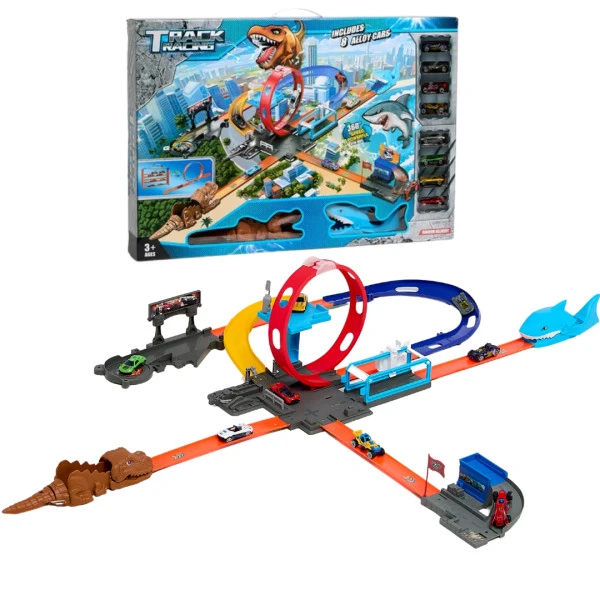 مضمار سباق مع 8 سيارات